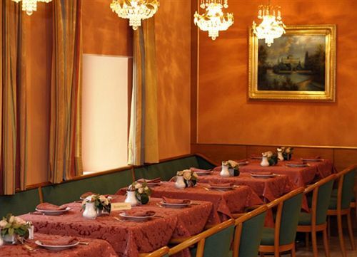 Hotel Vier Jahreszeiten Salzburg Dış mekan fotoğraf